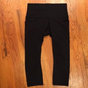 Lululemon wonderunder crops - high waist - size 10